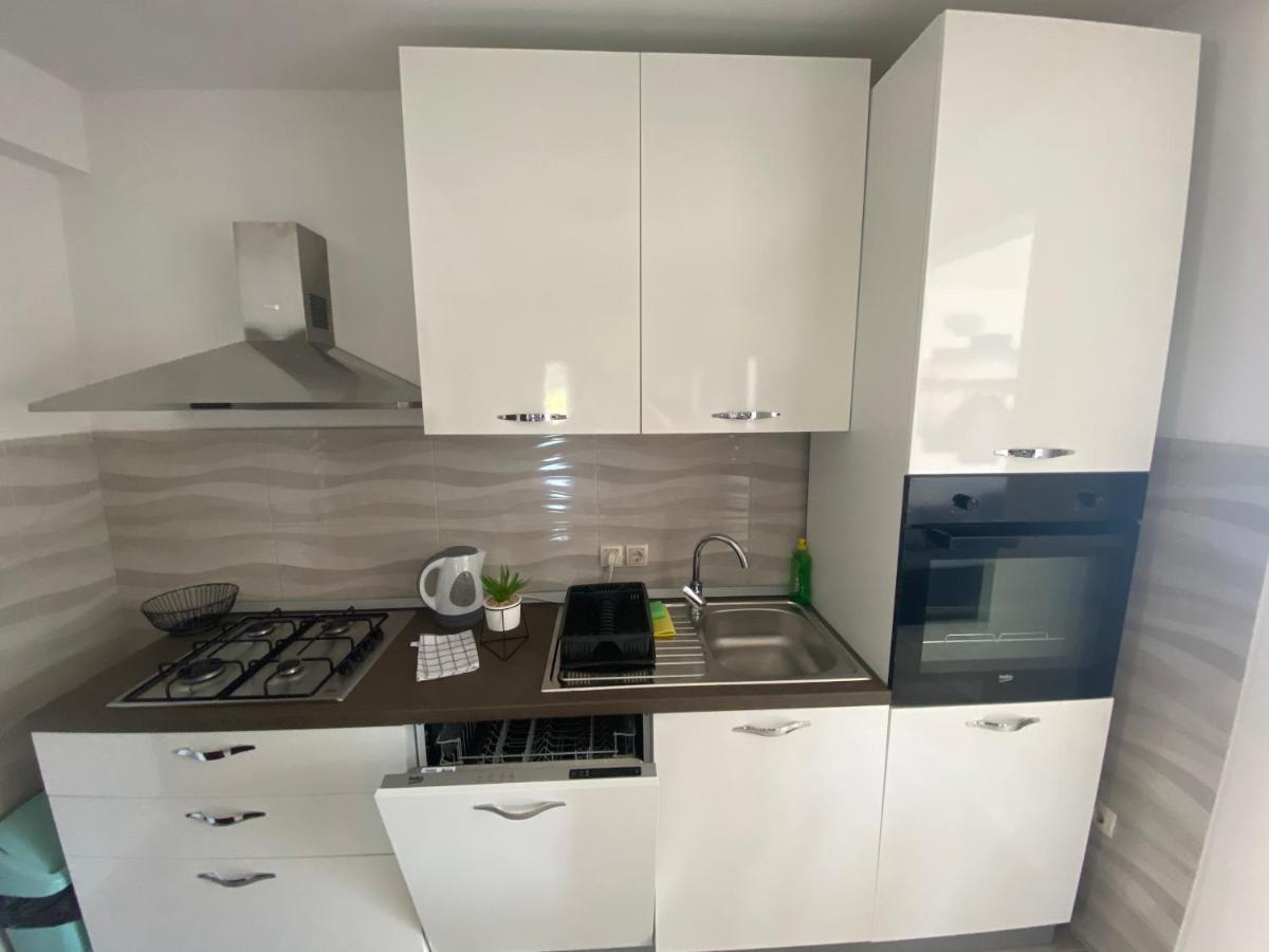 Guesthouse Ruza Sobra Apartments In The Attic Of The House Esterno foto