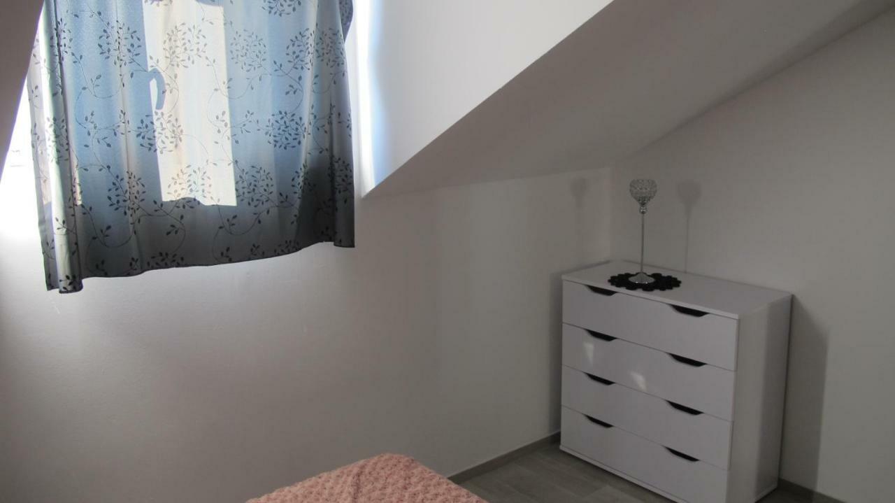 Guesthouse Ruza Sobra Apartments In The Attic Of The House Esterno foto
