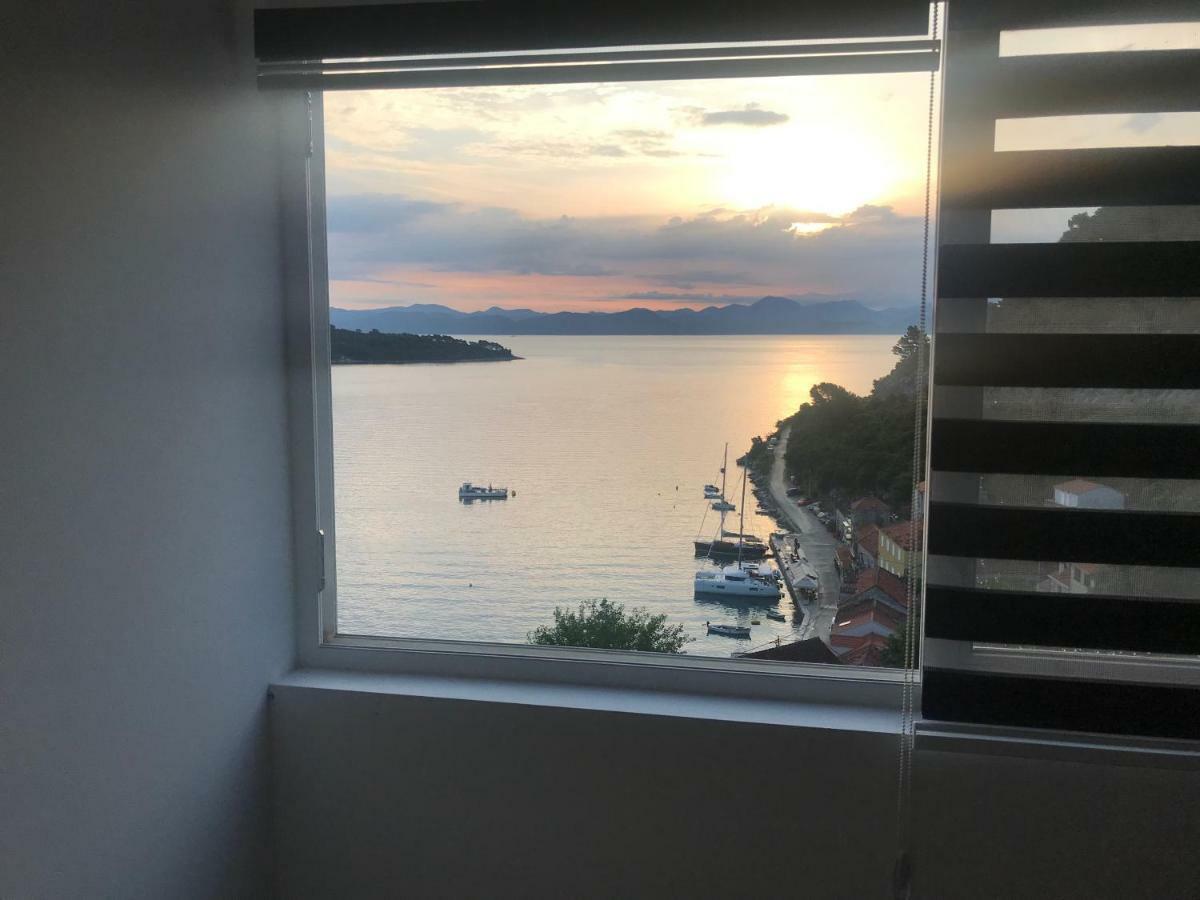 Guesthouse Ruza Sobra Apartments In The Attic Of The House Esterno foto